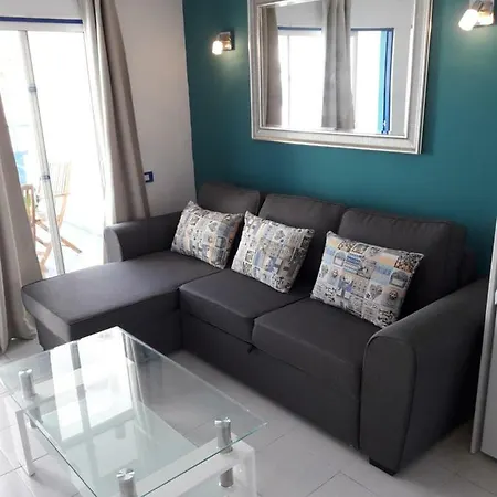 Aguazul Apartman Puerto del Carmen (Lanzarote)